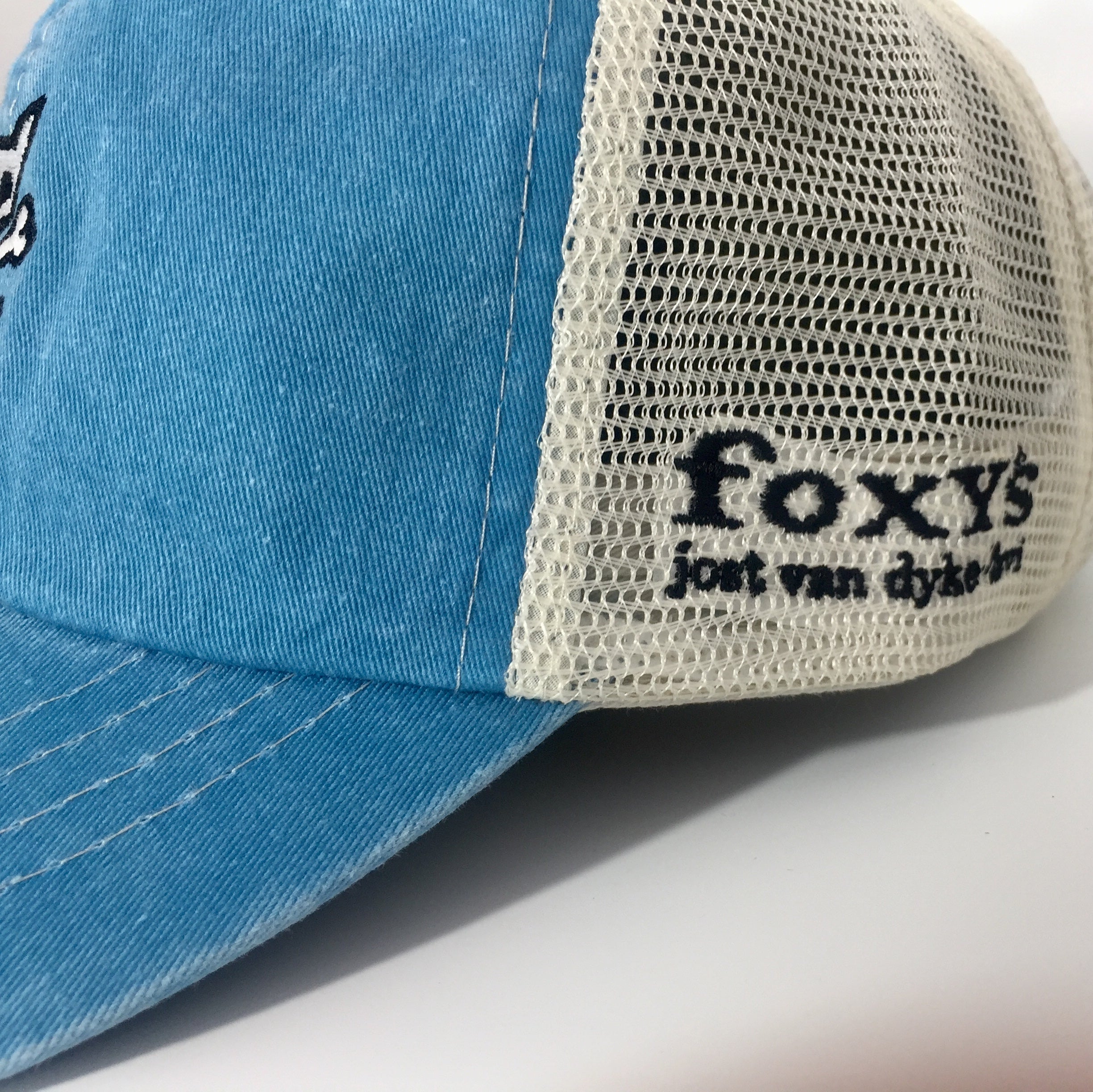 Foxy's Skull & Bones Trucker Cap – Foxy's BVI